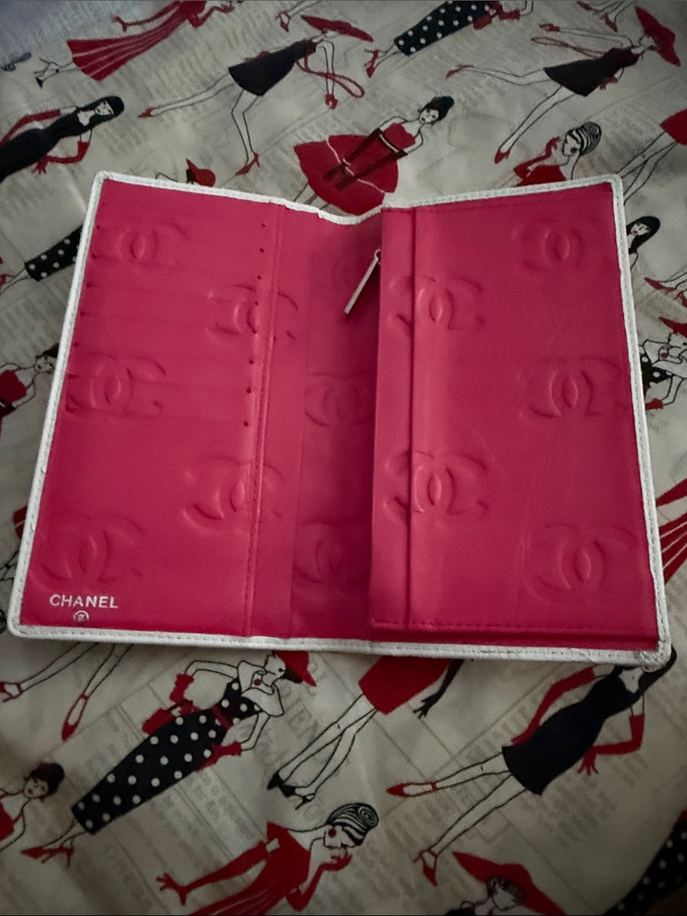 Lambskin leather Wallet - Picture 2 of 5